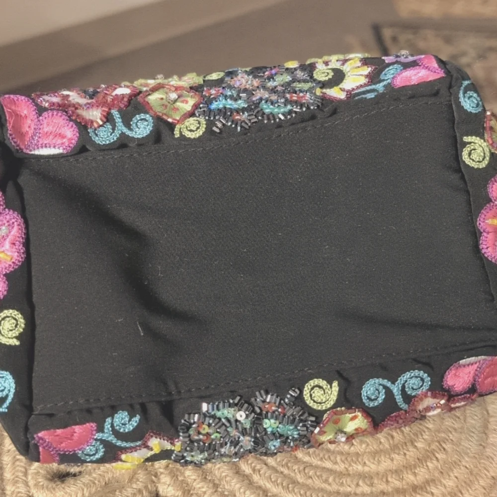 Vera Bradley Black and Pink Embroidered Clutch - Picture 5 of 6